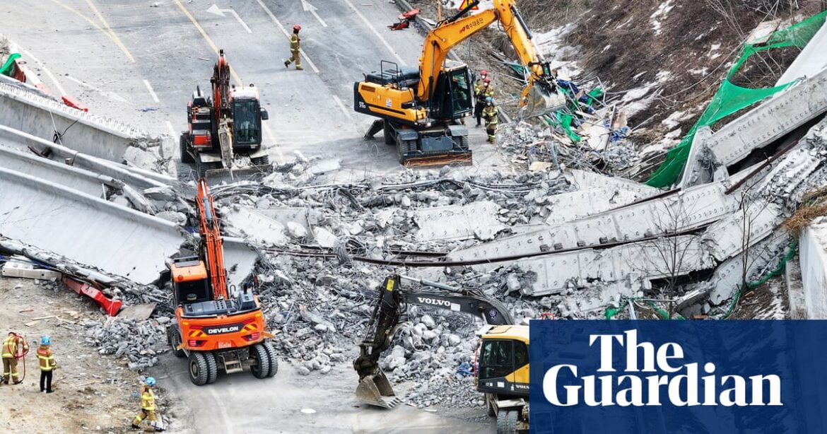 Dashcam footage captures deadly bridge collapse in South Korea