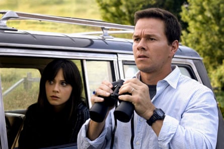 Mark Wahlberg with Zooey Deschanel in The Happening