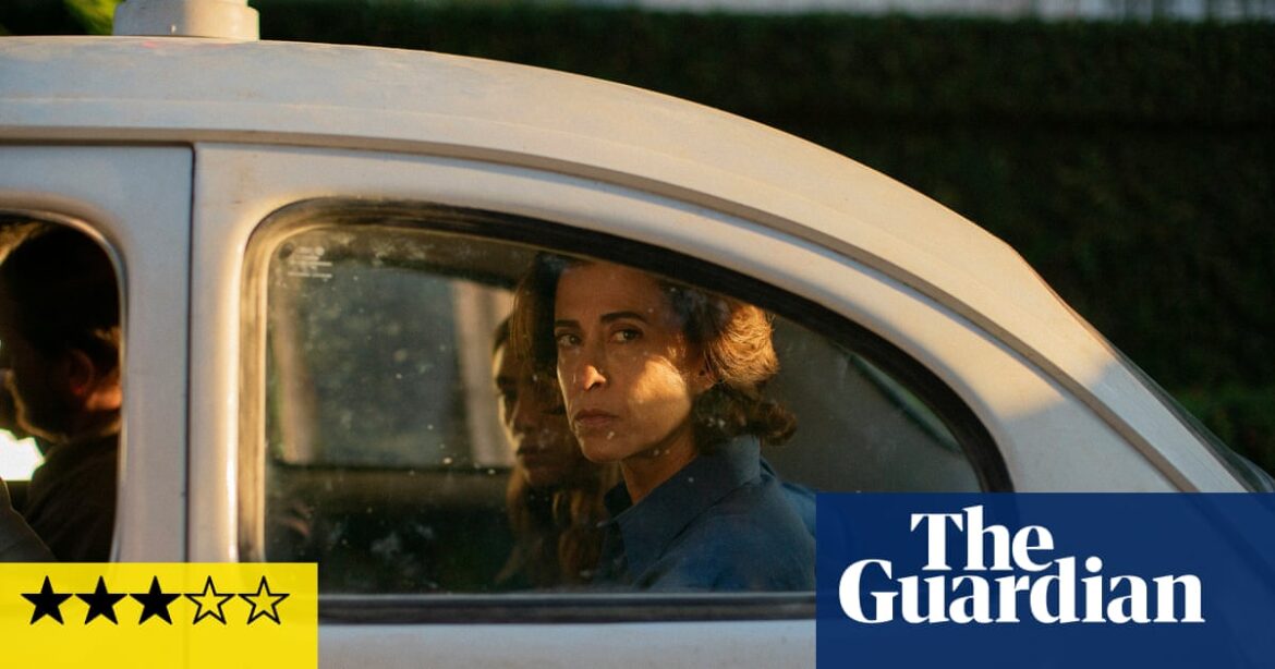 I’m Still Here review – Fernanda Torres’s stoic maternal mask never slips