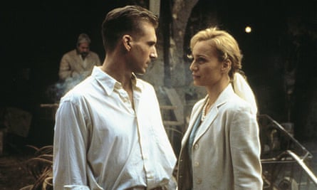 Ralph Fiennes and Kristen Scott Thomas in The English Patient.