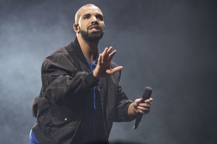 Drake performing in 2016.