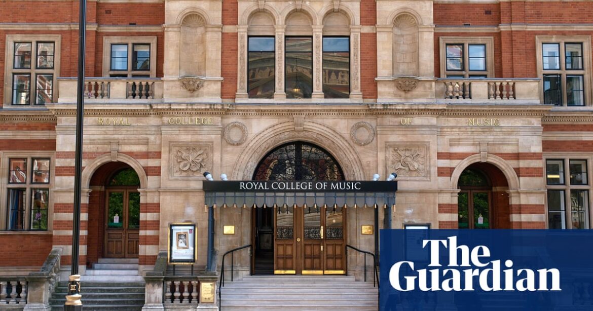 University leaders in England call for rethink over rising ‘regulatory burden’