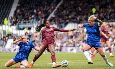 How can Manchester City stop Chelsea in the Women’s Champions League? | Tom Garry