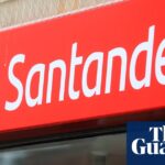 Hundreds of Santander customers in UK hit by banking problems