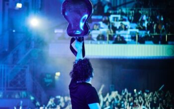 Jack White review – rock’n’roll showman makes believers of us all