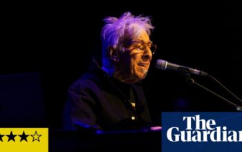 John Cale review – 83 years old and still forging deeper underground