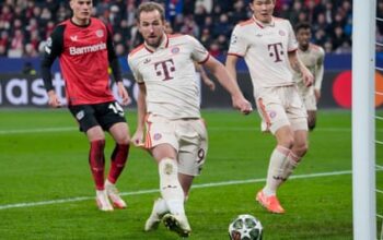 Kane and Davies complete emphatic Bayern Munich win over Leverkusen