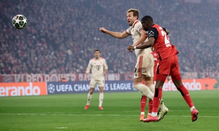 Kane at the double as Bayern romp to first-leg win against 10-man Leverkusen