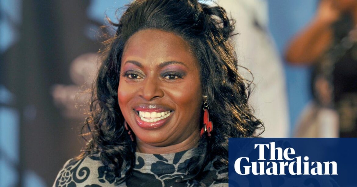 Soul singer Angie Stone dies in a car crash at 63