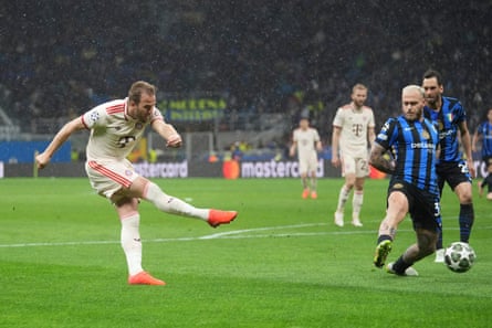 Martínez and Pavard send Inter past Bayern into Champions League last four