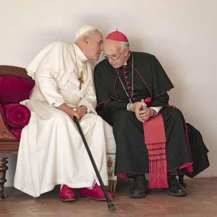 Anthony Hopkins as Pope Benedict XVI and Jonathan Pryce as Cardinal Bergoglio in The Two Popes