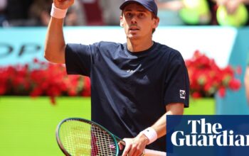 Alex de Minaur turns on the power to reach last 16 of Madrid Open