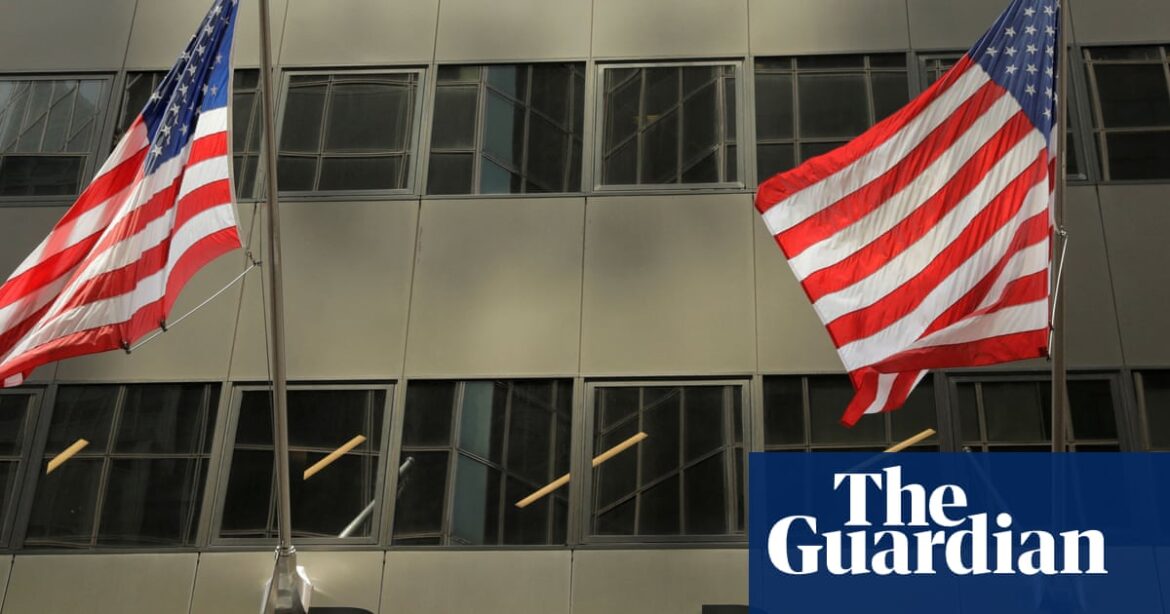 BlackRock to order senior managers back to office five days a week – reports