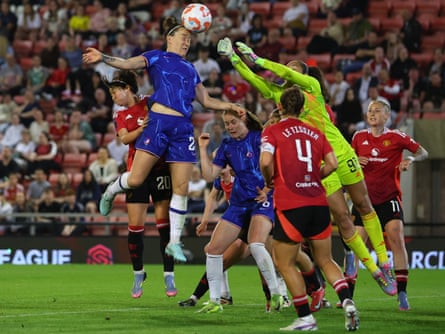 Chelsea win WSL title after Lucy Bronze goal sees off Manchester United