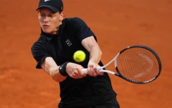Jannik Sinner routs Casper Ruud with ‘near perfect’ display in Rome