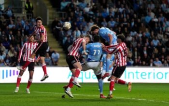 Mayenda punishes huge Coventry error to put Sunderland on top in playoff