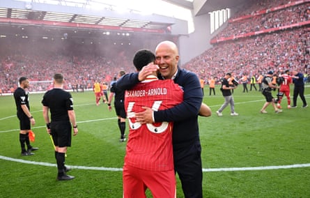 Trent Alexander-Arnold hugs Arne Slot